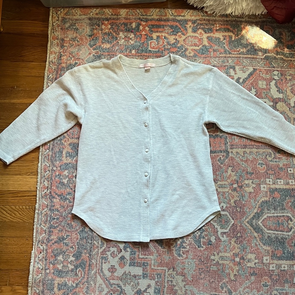 Victoria's Secret Pajamas Matching Set Waffle Knit Button Top/Jogger Lounge Set - Picture 5 of 9
